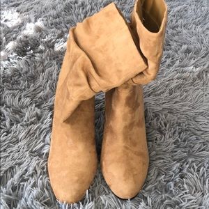 NY & C Camel Booties